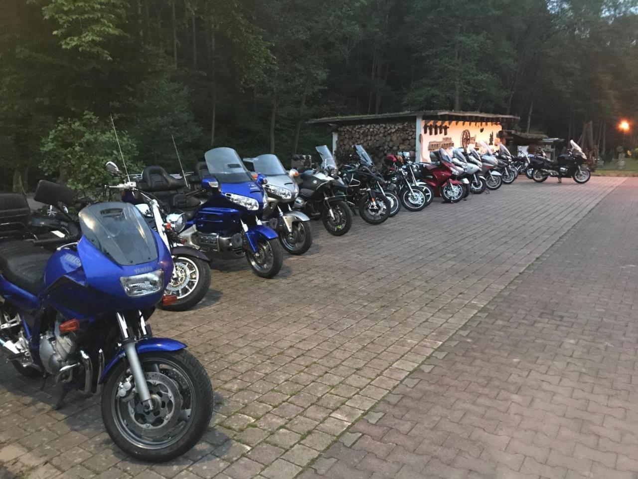 Hotel Huettenmuehle Hillscheid Экстерьер фото